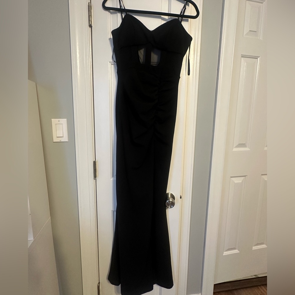 Elegant Black Evening Dress